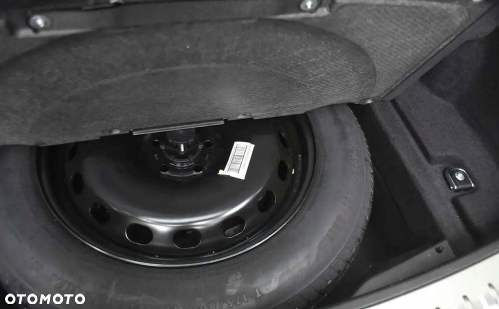 Land Rover Range Rover Velar 2.0 Si4 GPF R-Dynamic SE - 25
