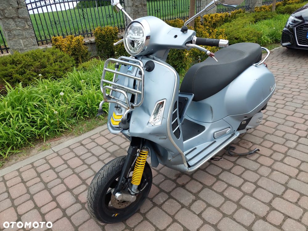 Piaggio Vespa - 1