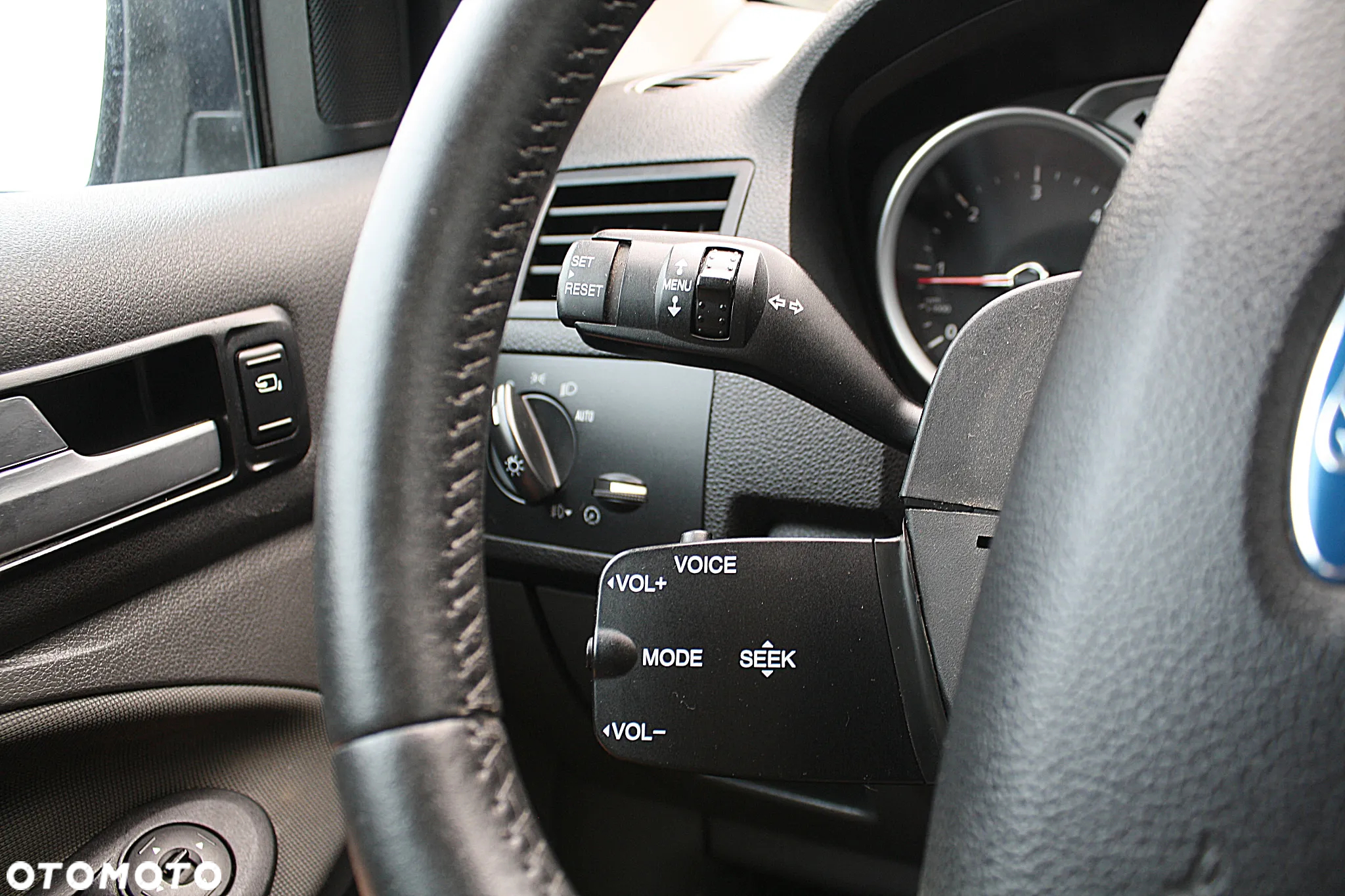 Ford Kuga 2.0 TDCi 4WD Trend - 30