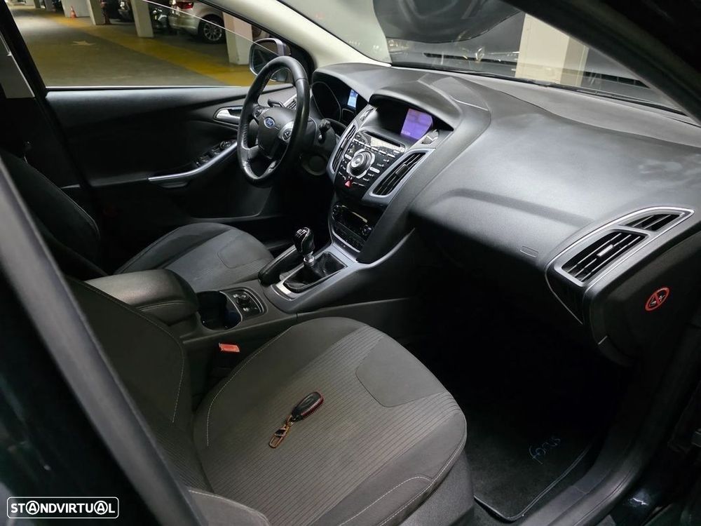 Ford Focus SW 1.6 TDCi DPF Titanium - 17