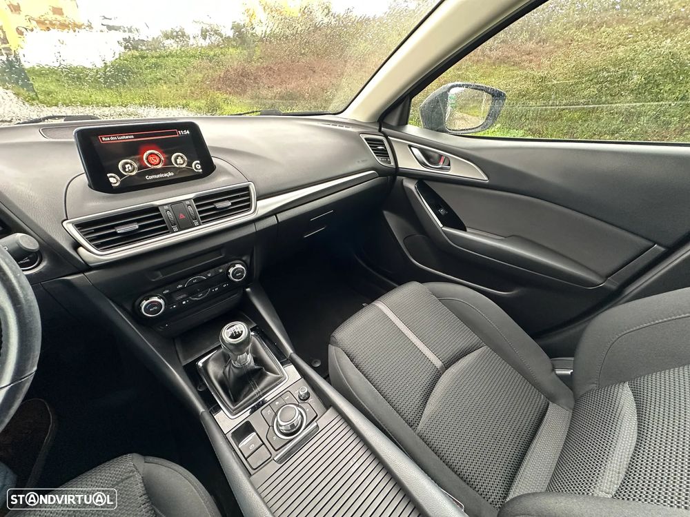 Mazda 3 1.5 Sky-G Evolve HS - 7