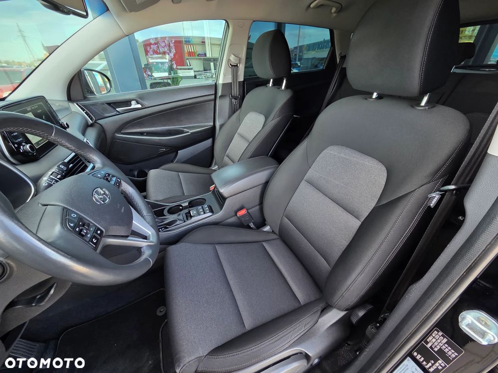 Hyundai Tucson blue 1.6 CRDi 2WD DCT Premium - 27