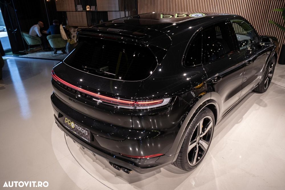 Porsche Cayenne Turbo E-Hybrid - 19