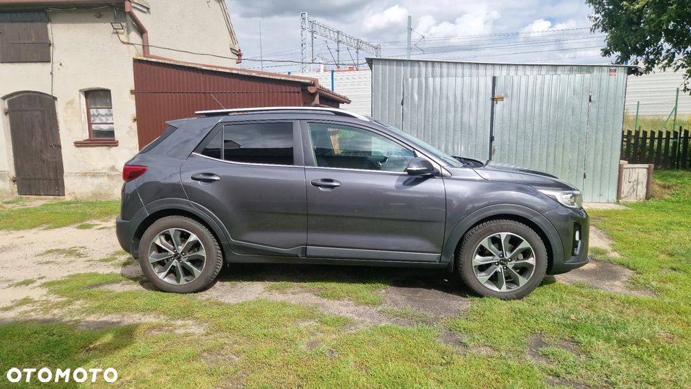 Kia Stonic 1.4 L - 4