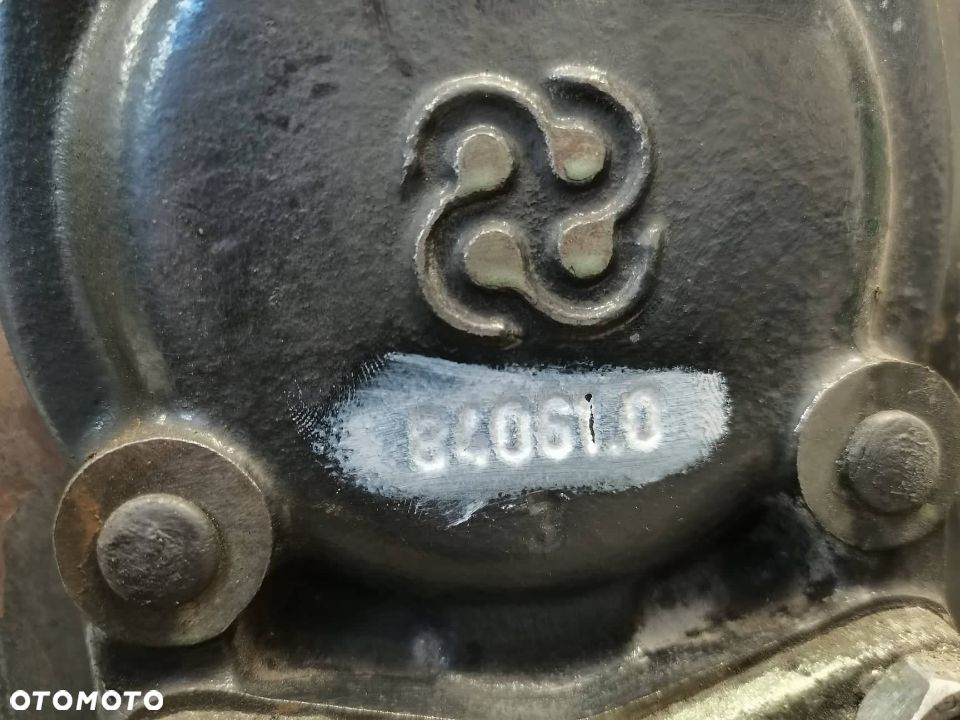 TUZ Deutz-fahr Agrofarm 85 - 10