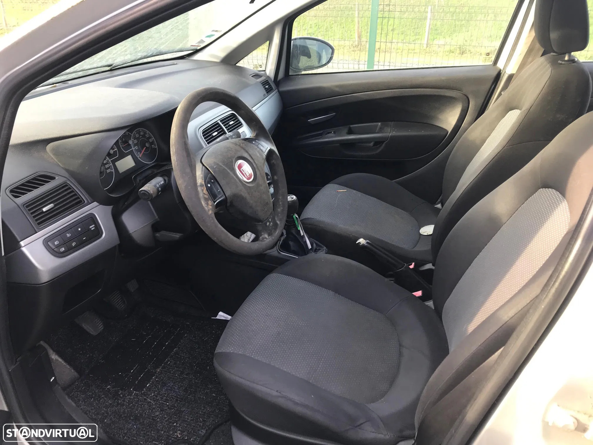 Fiat Punto Evo 1.2 5P 2010 - Para Peças - 7