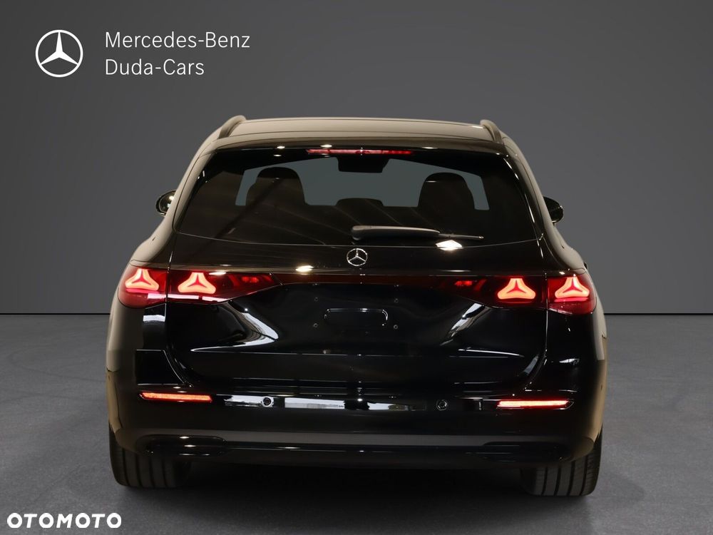Mercedes-Benz E-Class 2026 photo 5