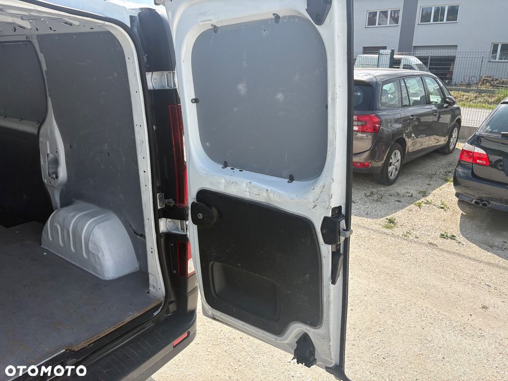 Opel Vivaro L1H1 - 12