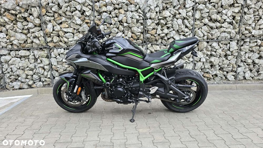Kawasaki H2 - 1