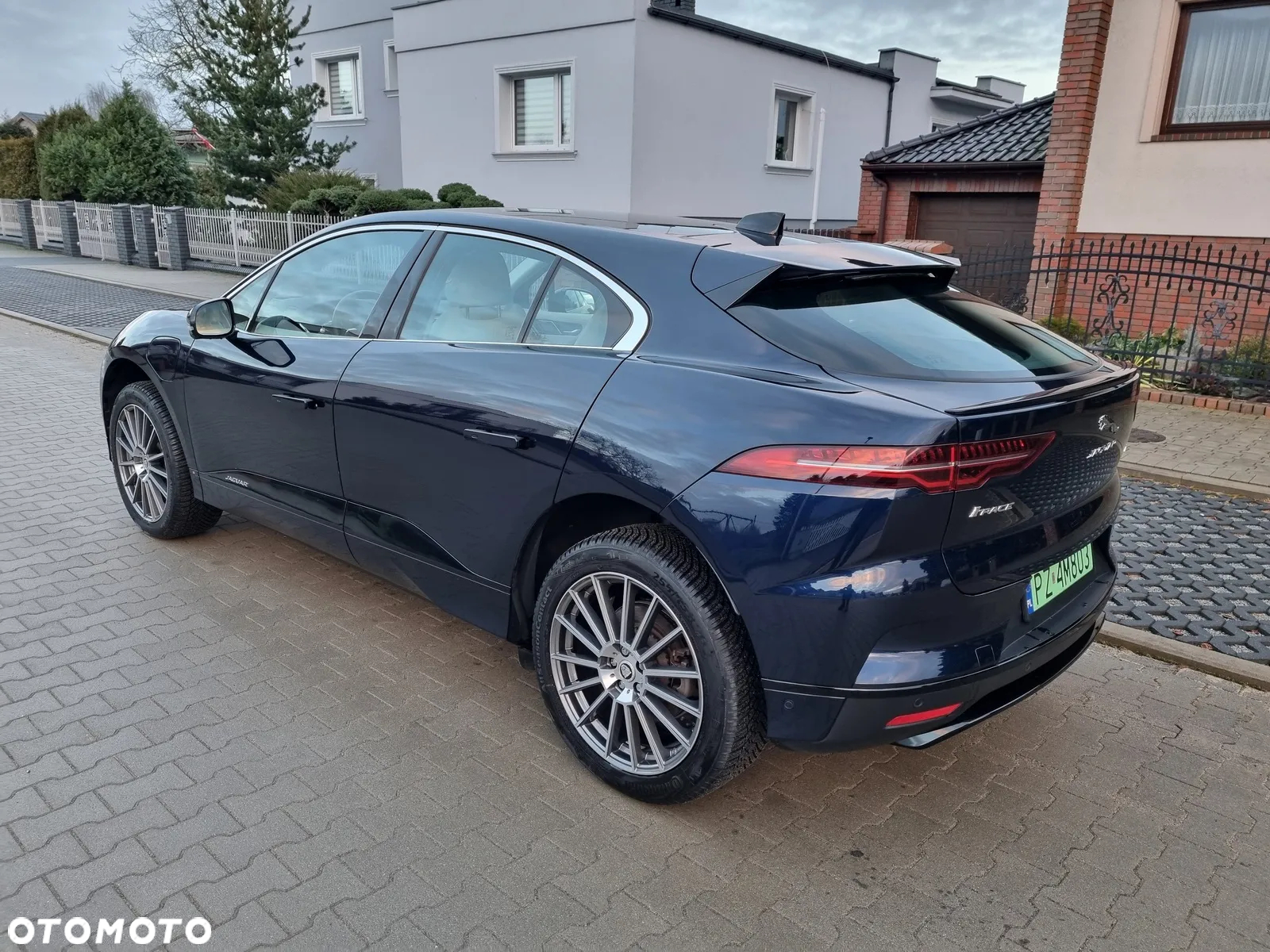 Jaguar I-Pace EV400 AWD S - 3