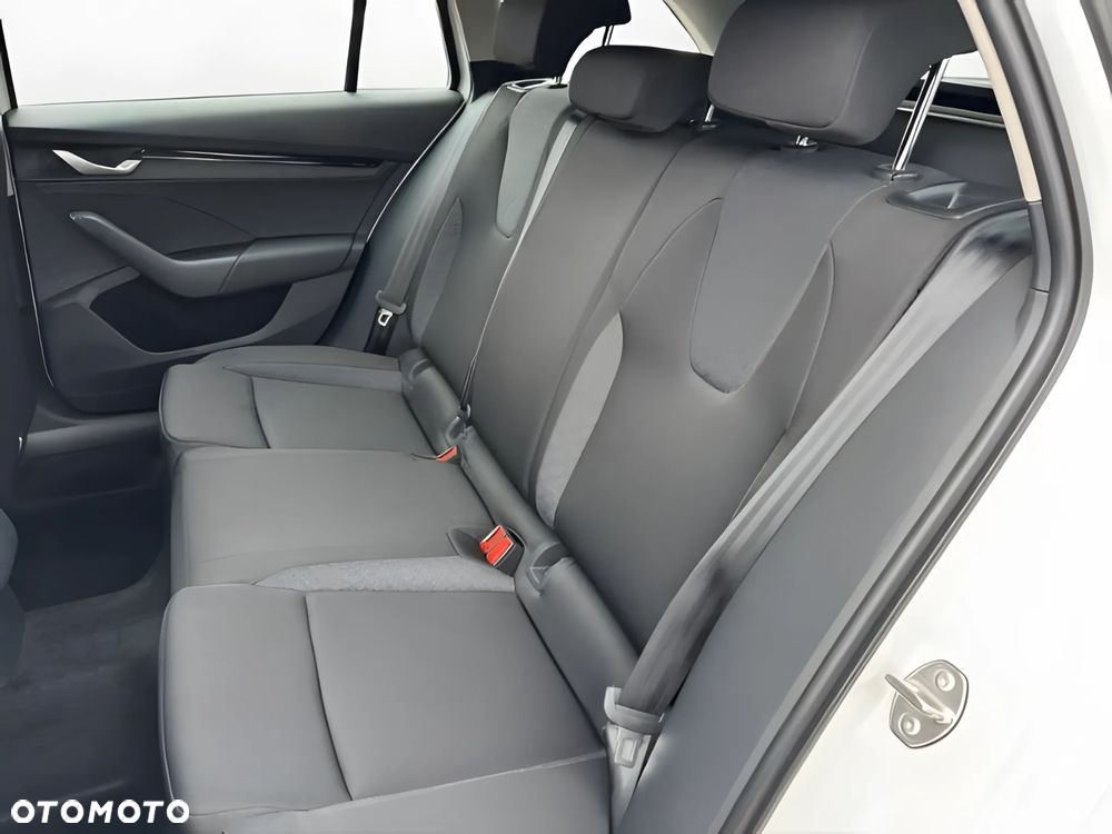 Skoda Octavia 1.5 TSI Drive Essence - 9