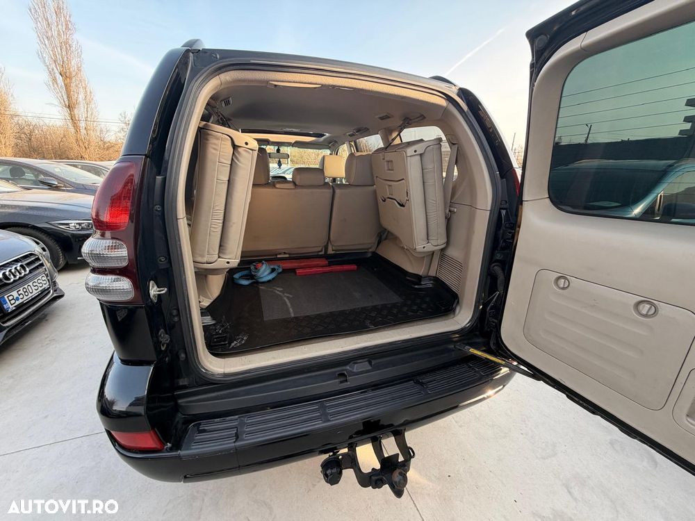Toyota Land Cruiser - 11