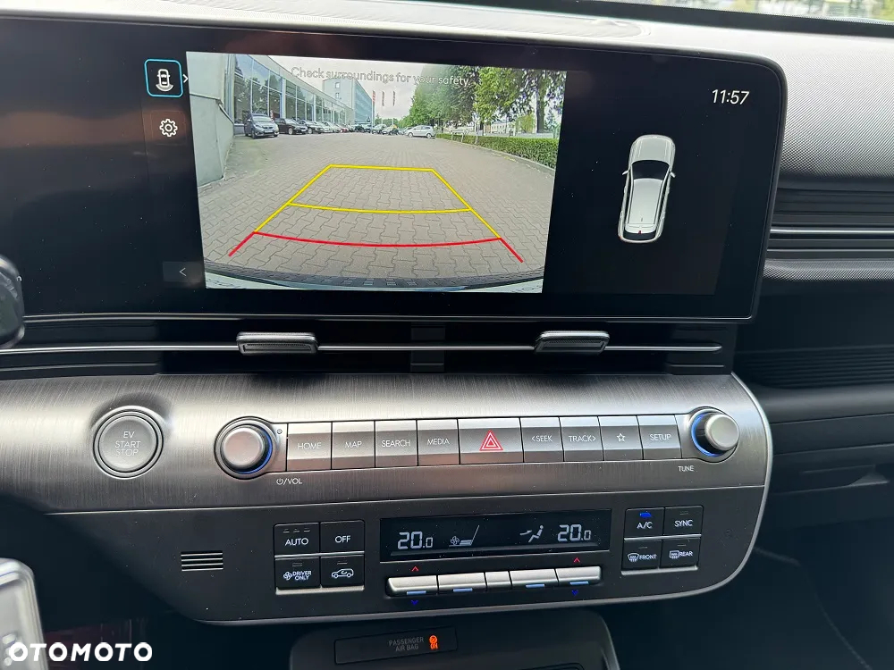 Hyundai Kona Electric 65kWh Executive - 13