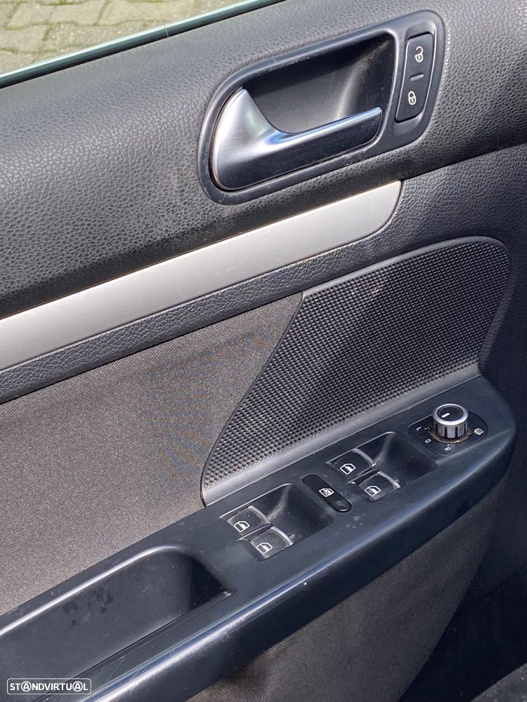 VW Golf Variant 1.6 TDi Confortline - 12