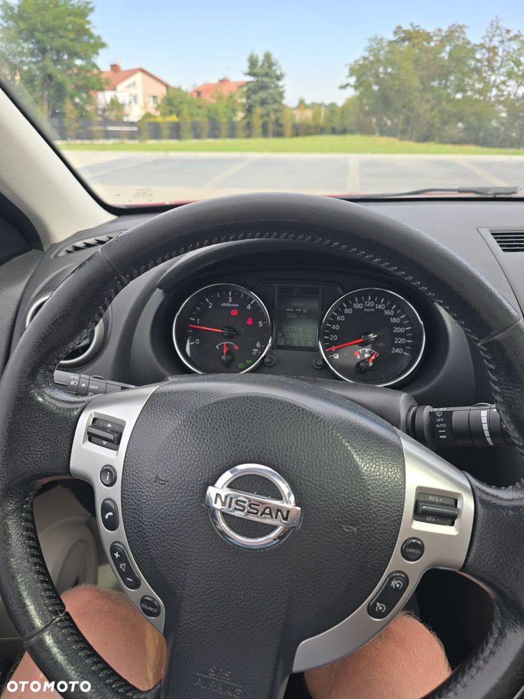 Nissan Qashqai+2 2.0 dCi 4x4 Tekna - 22