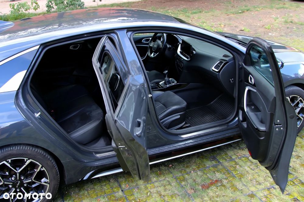 Kia ProCeed 1.5 T-GDI GT Line - 22
