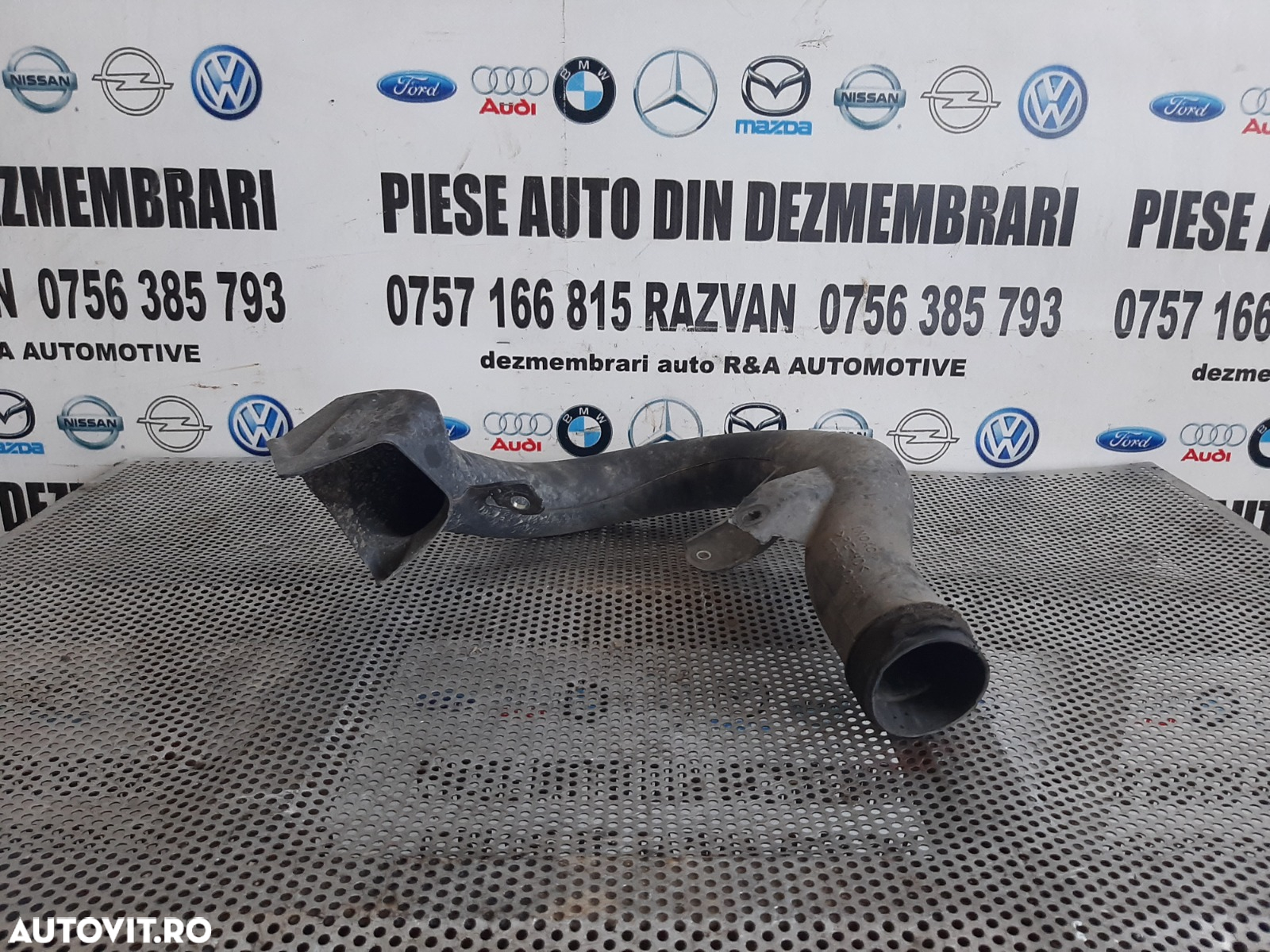 Tubulatura Admisie Aer Toyota Rav 4 2.2 Diesel An 2006-2012 Dezmembrez Toyota Rav 4 2.2 Diesel An 2 - 3