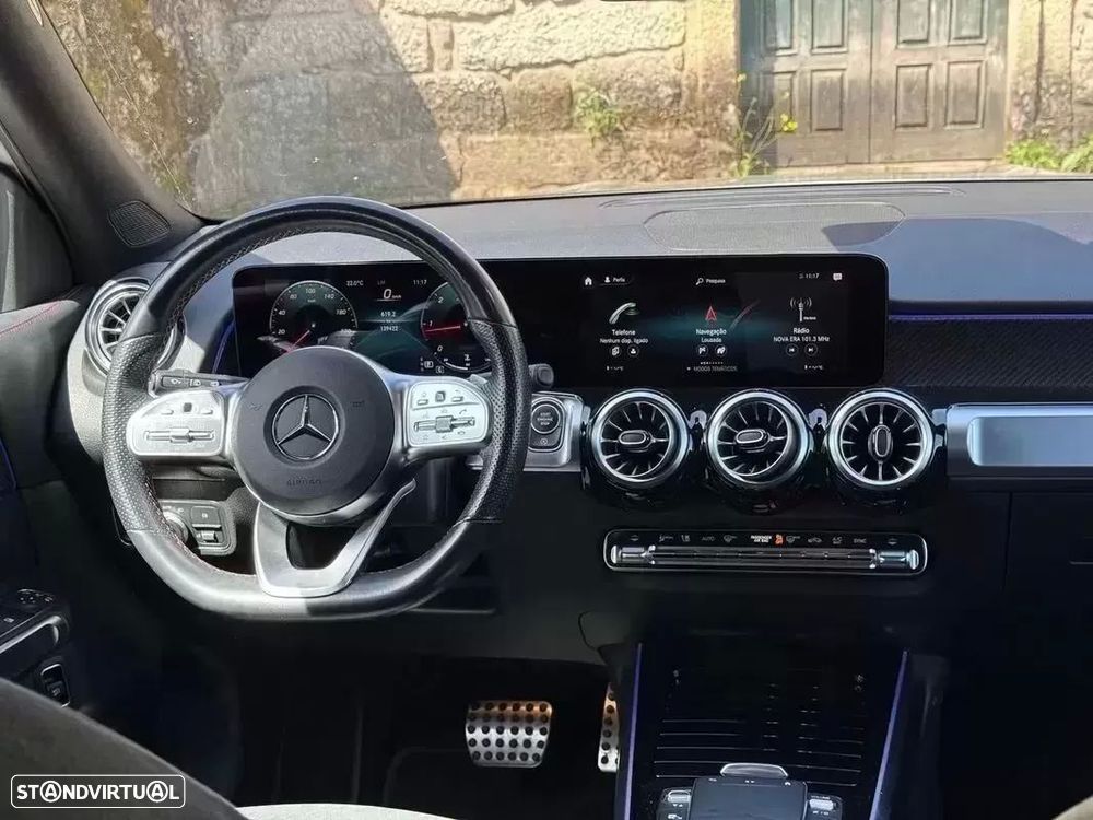 Mercedes-Benz GLB 200 d AMG Line - 26