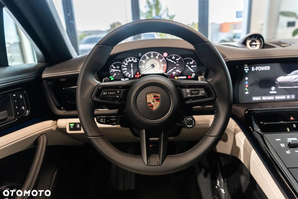 Porsche Panamera 4S E-Hybrid PHEV - 19