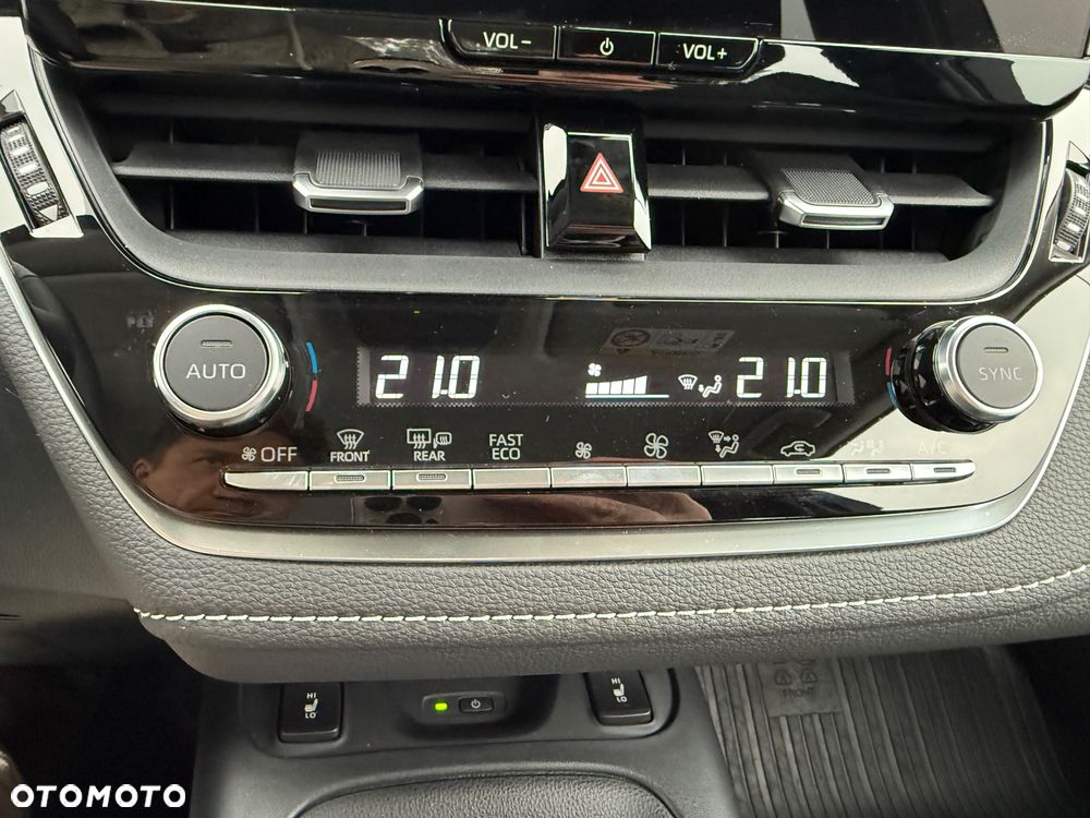 Toyota Corolla 1.8 Hybrid Comfort - 21