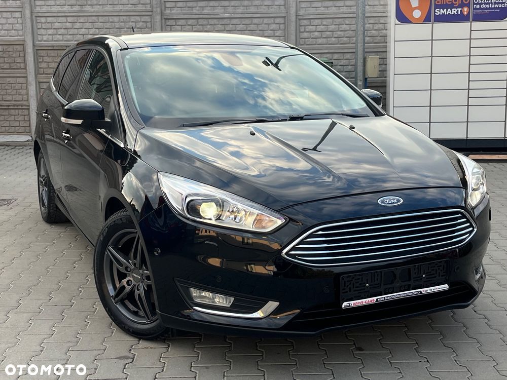 Ford Focus 1.0 EcoBoost Titanium - 3