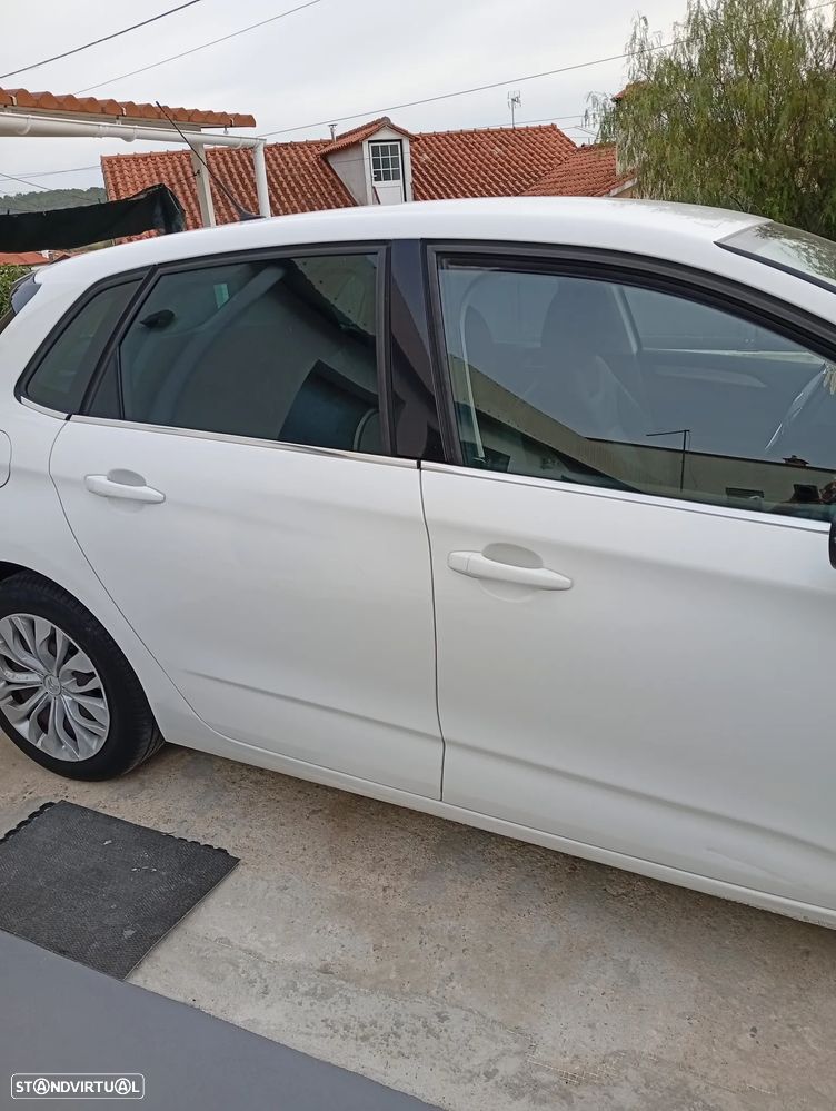 Citroën C4 - 8