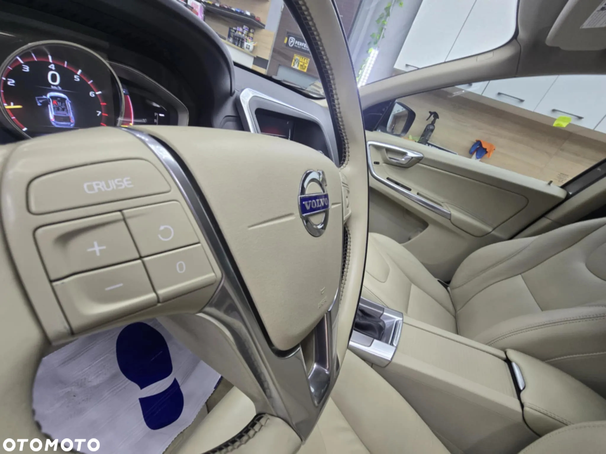Volvo XC 60 T5 Drive-E Summum - 3
