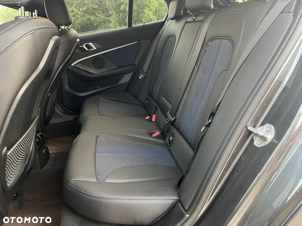 BMW Seria 1 118i M Sport - 15