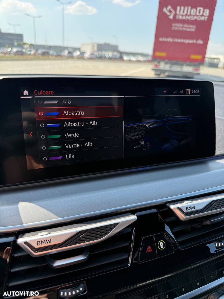 BMW Seria 5 530d xDrive AT - 26