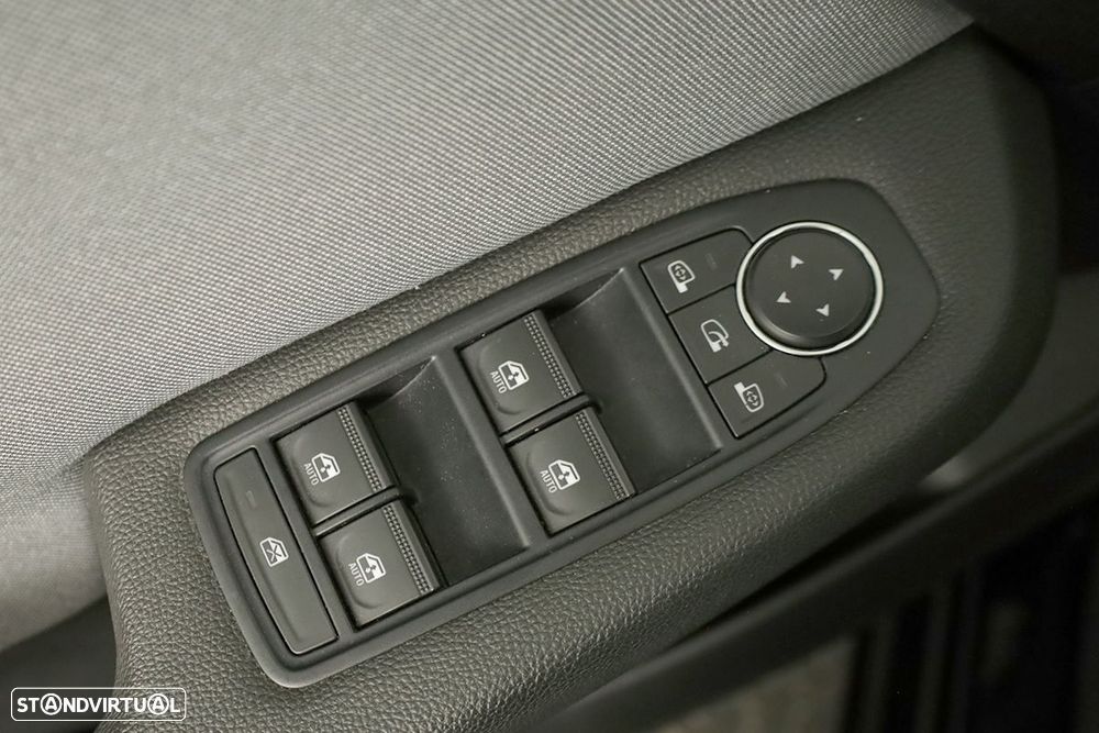 Renault Clio 1.0 TCe Techno Bi-Fuel - 21