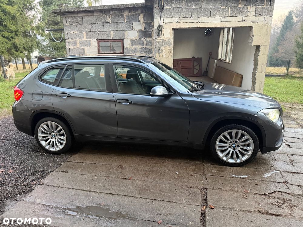 BMW X1 xDrive18d xLine - 8