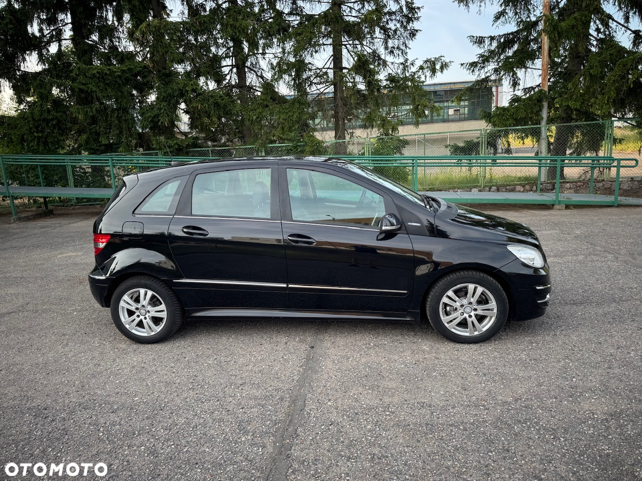 Mercedes-Benz Klasa B 180 BlueEFFICIENCY SPORT EDITION - 4