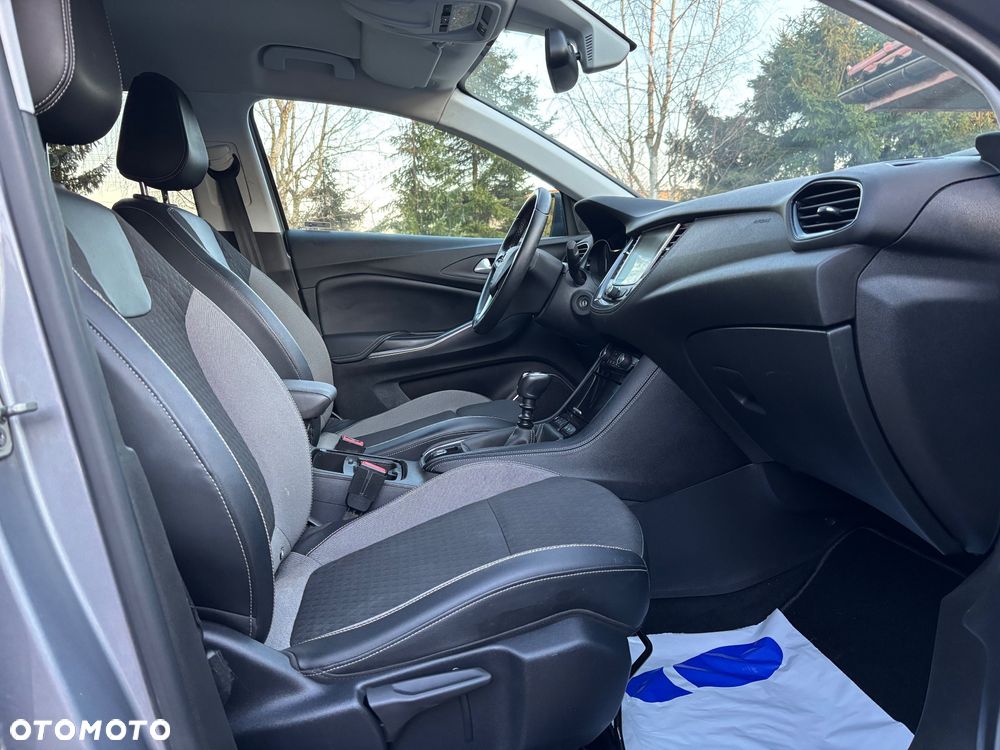 Opel Grandland X 1.2 Start/Stop Business Edition - 12