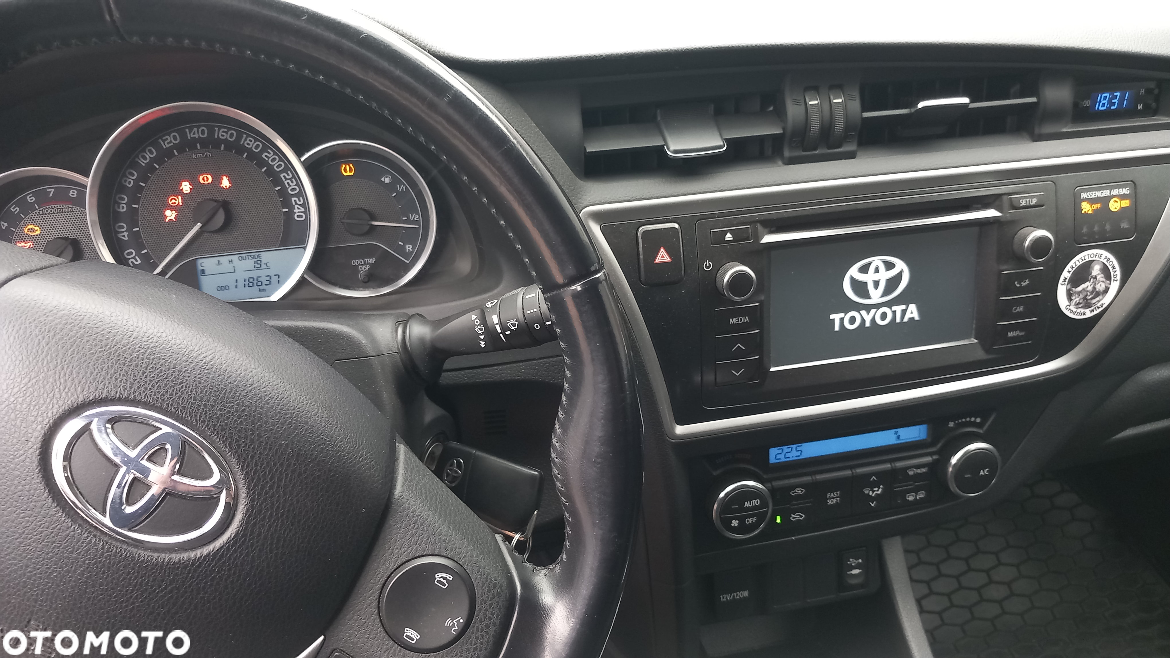 Toyota Auris 1.33 Dual-VVT-i - 3