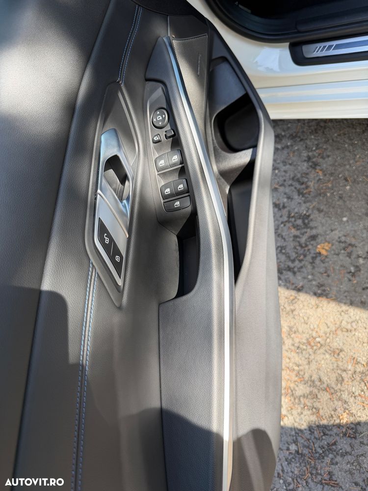 BMW Seria 3 2023 — imagine 15