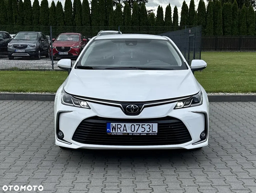 Toyota Corolla - 2