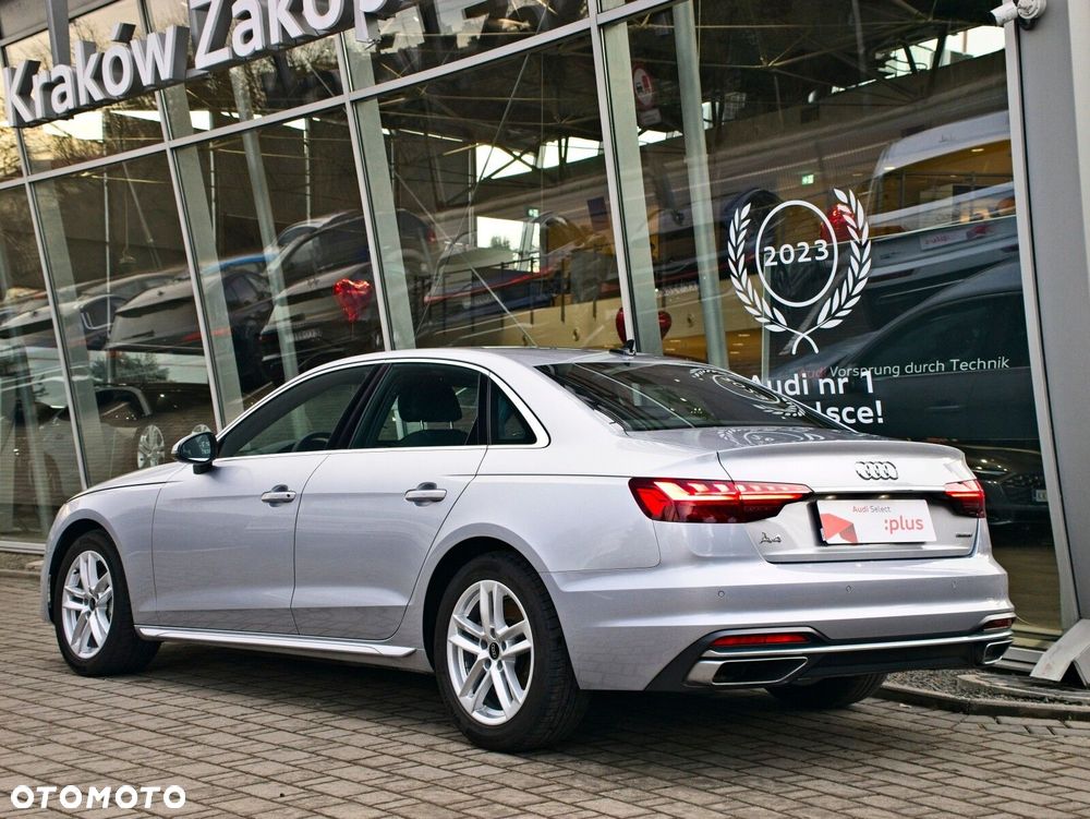 Audi A4 Limousine - 10
