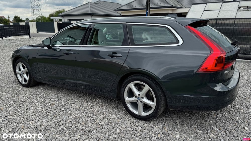 Volvo V90 D3 Geartronic Momentum - 19