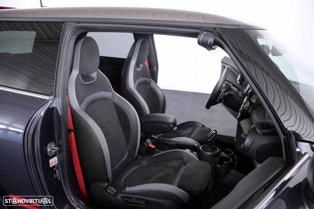 MINI 3 Portas John Cooper Works GP - 14