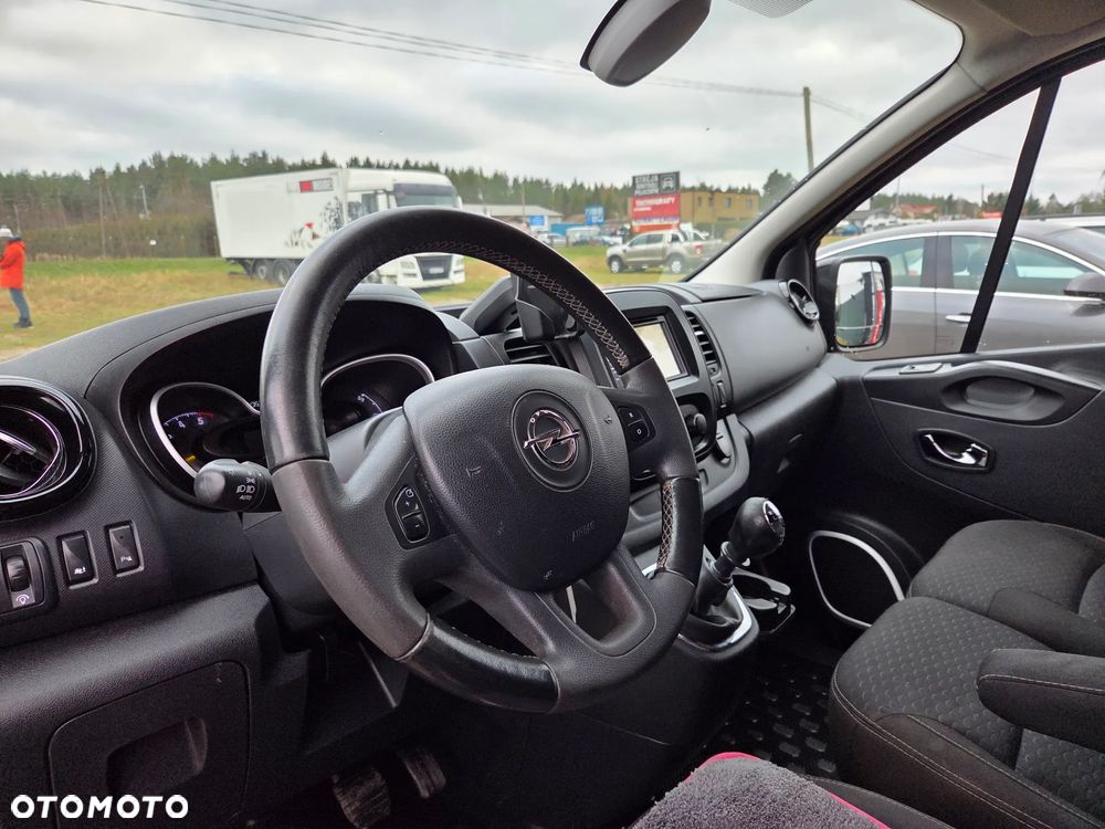Opel VIVARO - 22