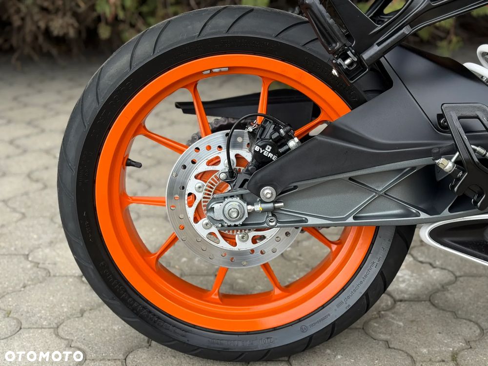 KTM RC 390 - 15