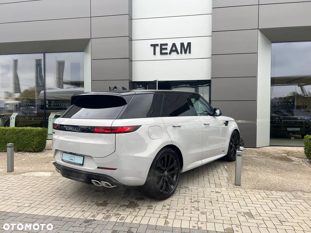 Land Rover Range Rover Sport S 4.4 V8 P530 Autobiography - 14