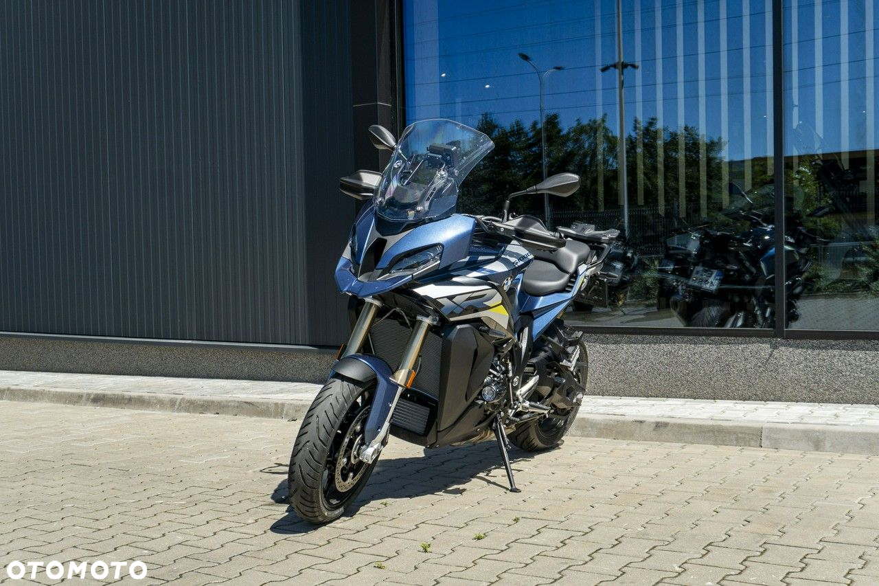 BMW XR - 2
