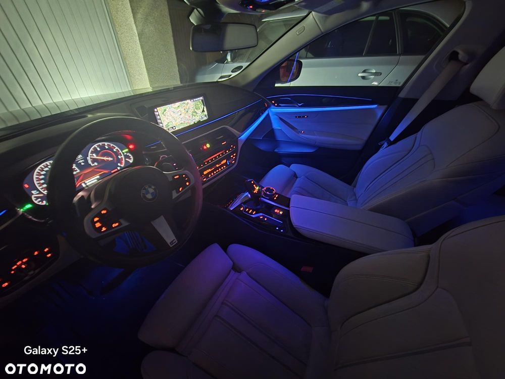 BMW Seria 5 520d Luxury Line sport - 10