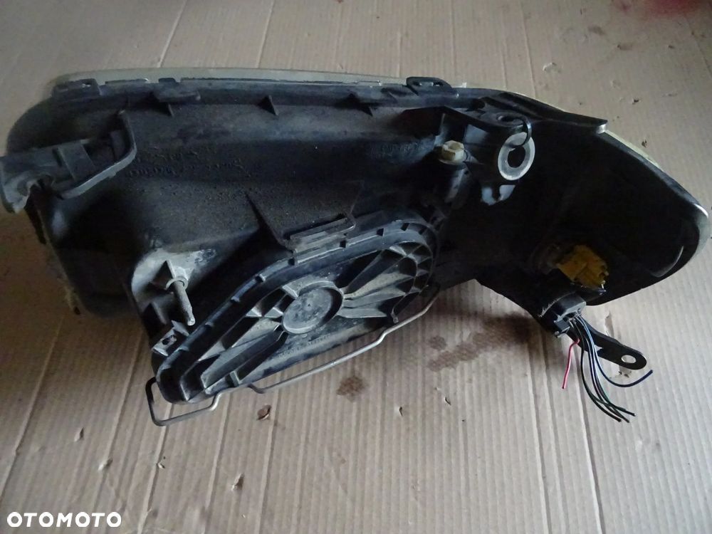 FORD MAVERICK LIFTING LAMPA PRAWA PRZEDNIA CZESCI ROZNE - 5