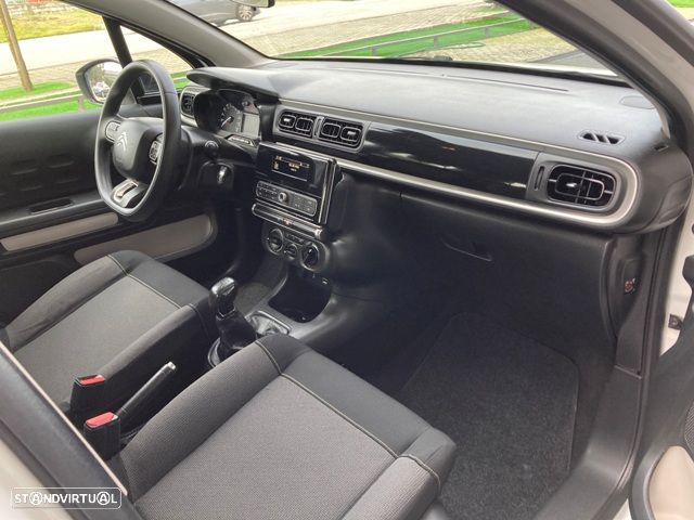 Citroën C3 1.2 PureTech Feel - 26