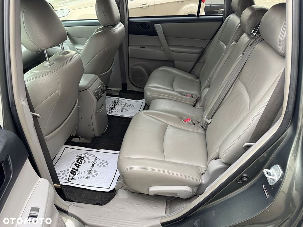 Toyota Highlander - 22