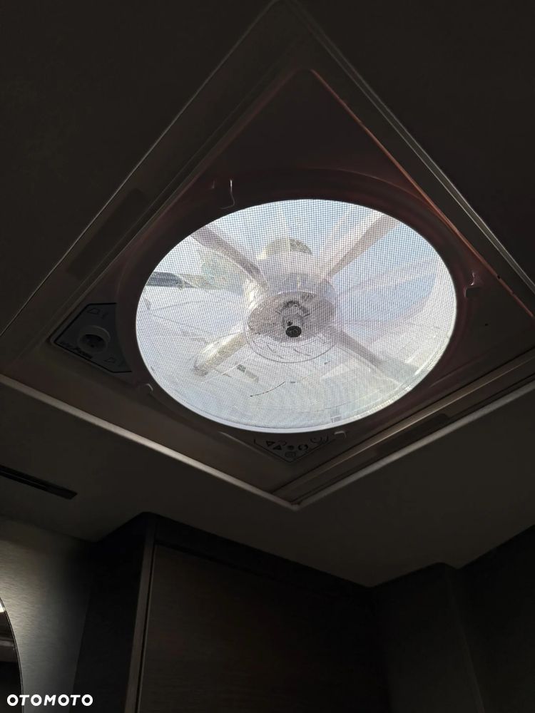 Adria Supersonic 890 LC - 19