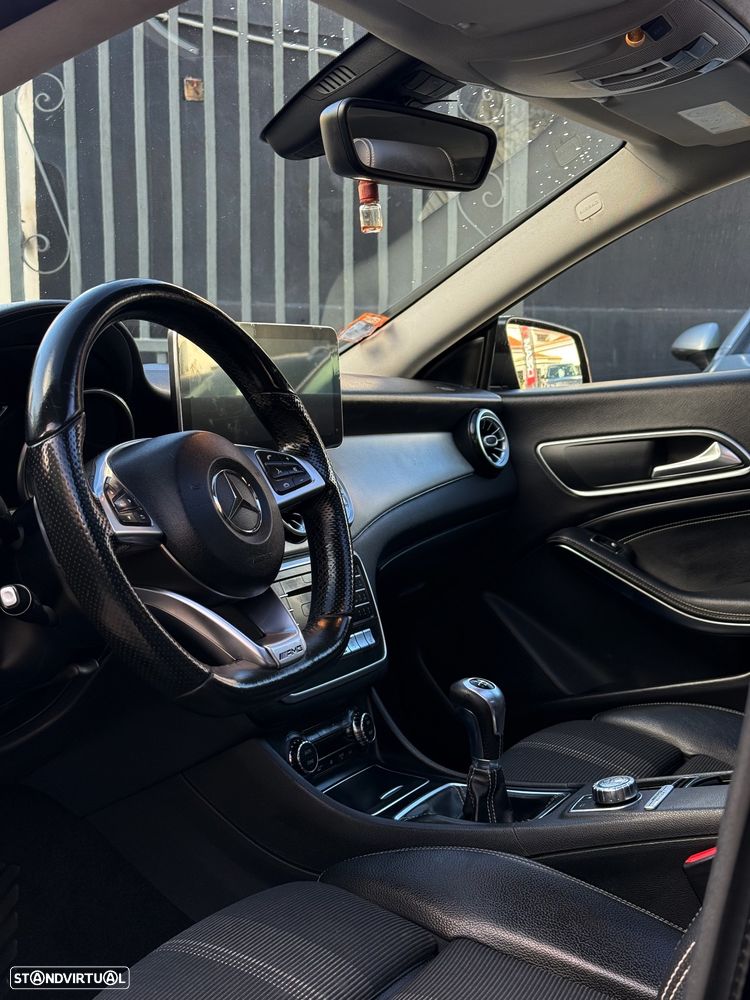 Mercedes-Benz CLA 180 d Shooting Brake AMG Line - 2