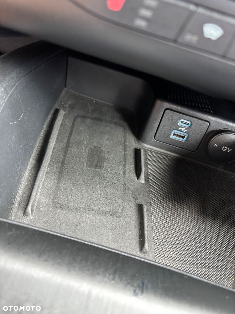 Ford Kuga 1.5 EcoBlue TITANIUM - 3
